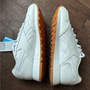 Reebok Womens Glide Sneakers